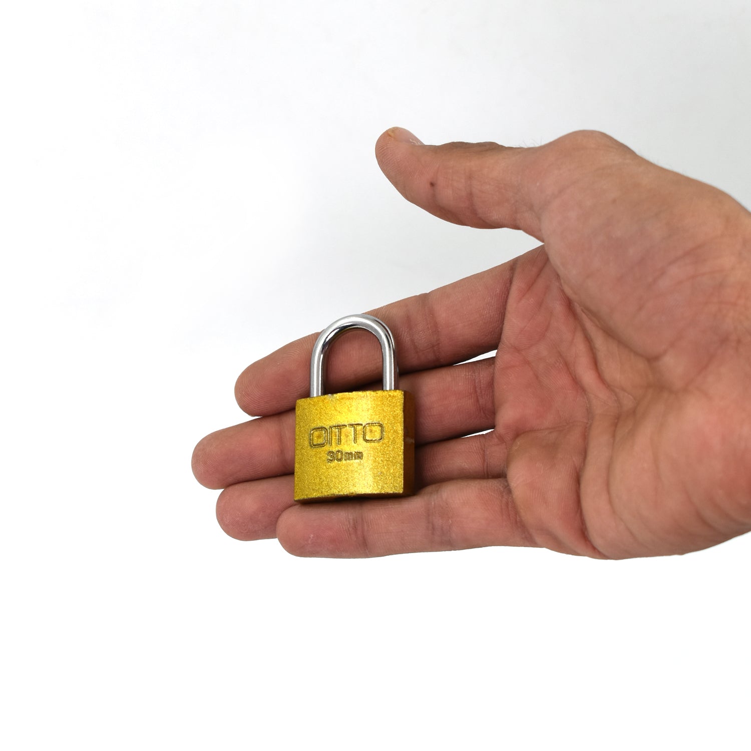 30 mm lock with key, perfect for securing important places