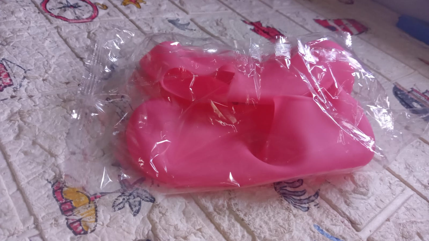 Washable silicone shoe covers for daily use.